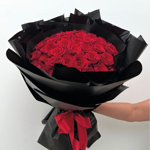 Luxury Red Roses Bouquet